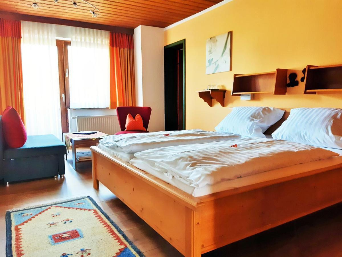Hotel/Pension Rosengarten Franking ภายนอก รูปภาพ